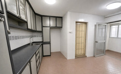 Blk 542 Serangoon North Avenue 4 (Serangoon), HDB Executive #612727661